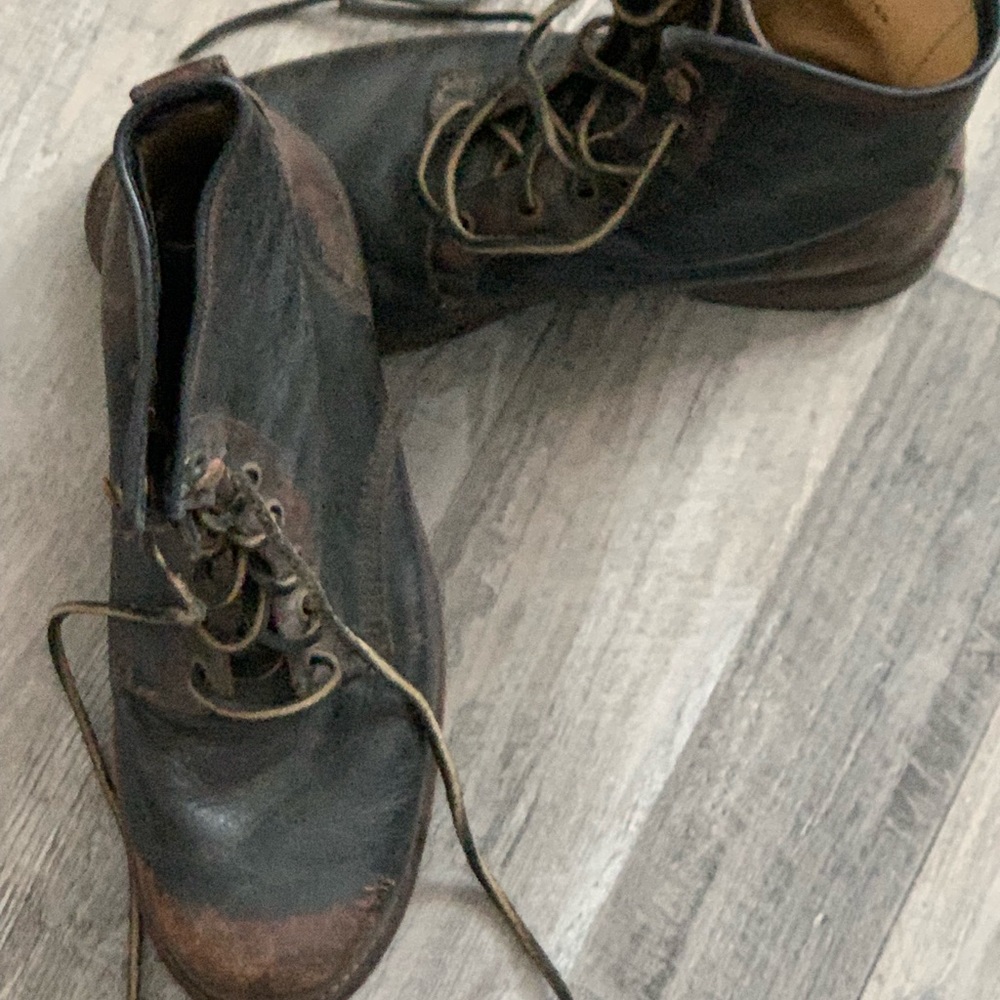 FRYE boots men size 7